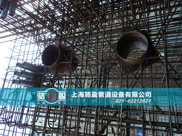 <a href=http://www.m.duoyanjianfei.com target=_blank class=infotextkey>防水套管</a>和墻體之間的結合